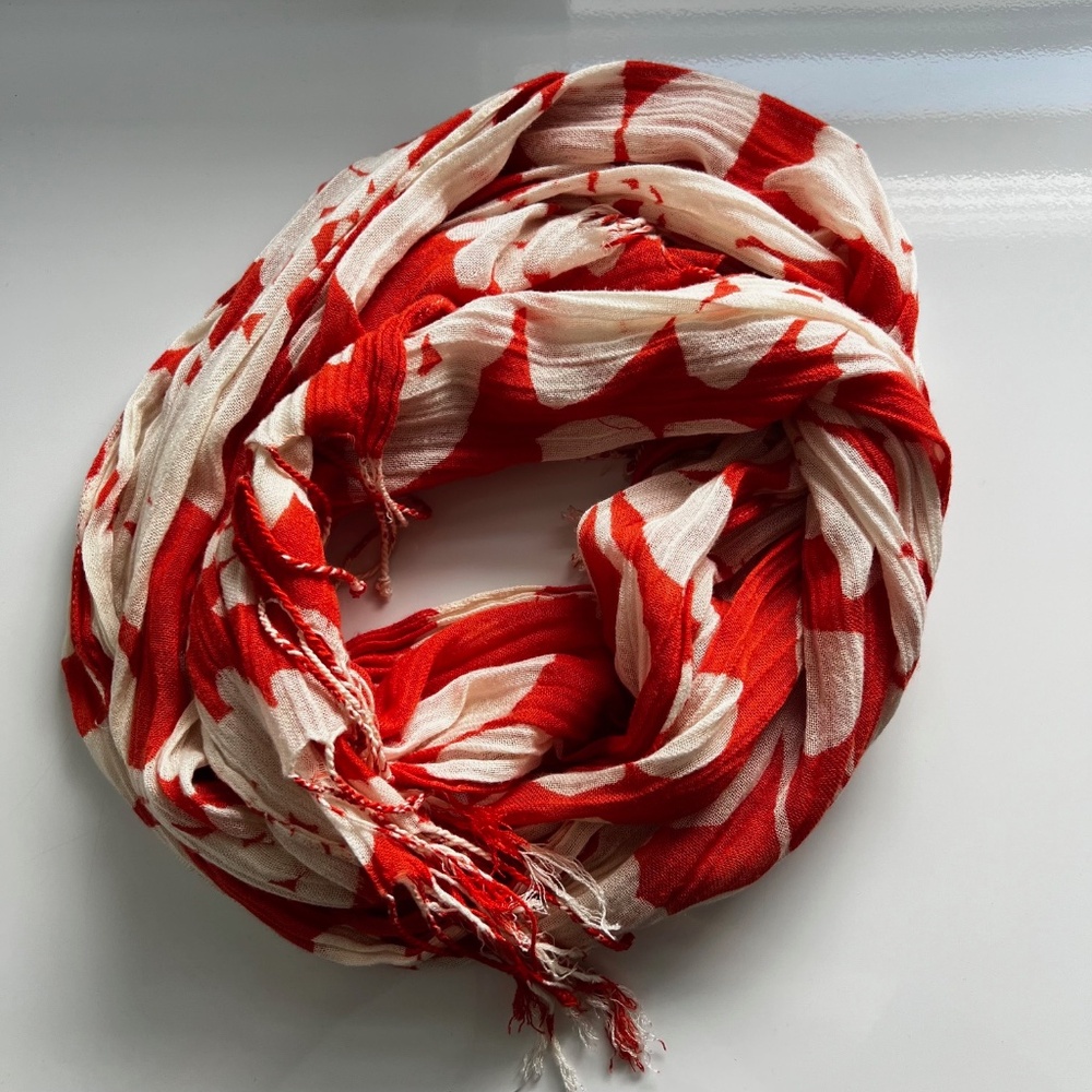 Gap Lightweight Floral Scarf. 68" long x 21" wide